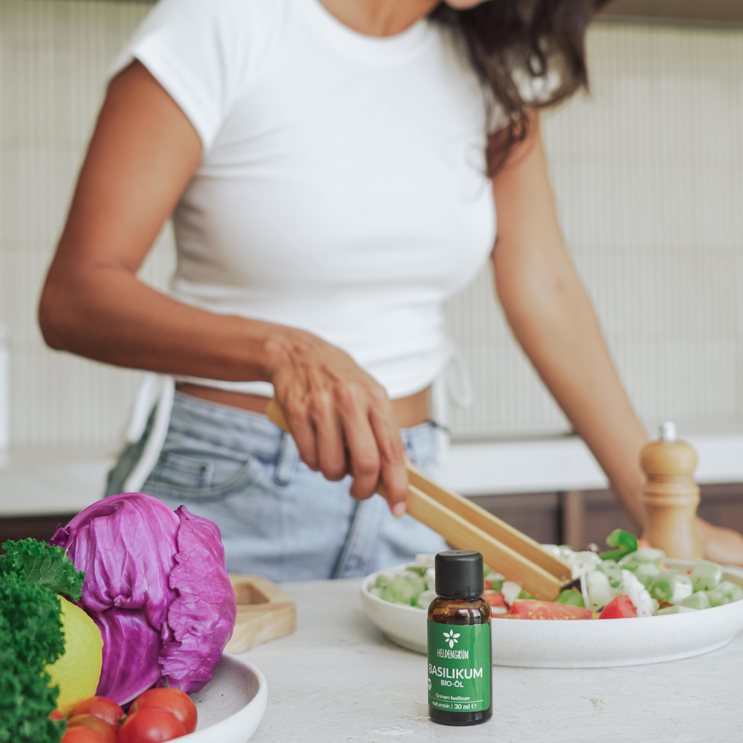 Bio-Basilikumöl Heldengrün