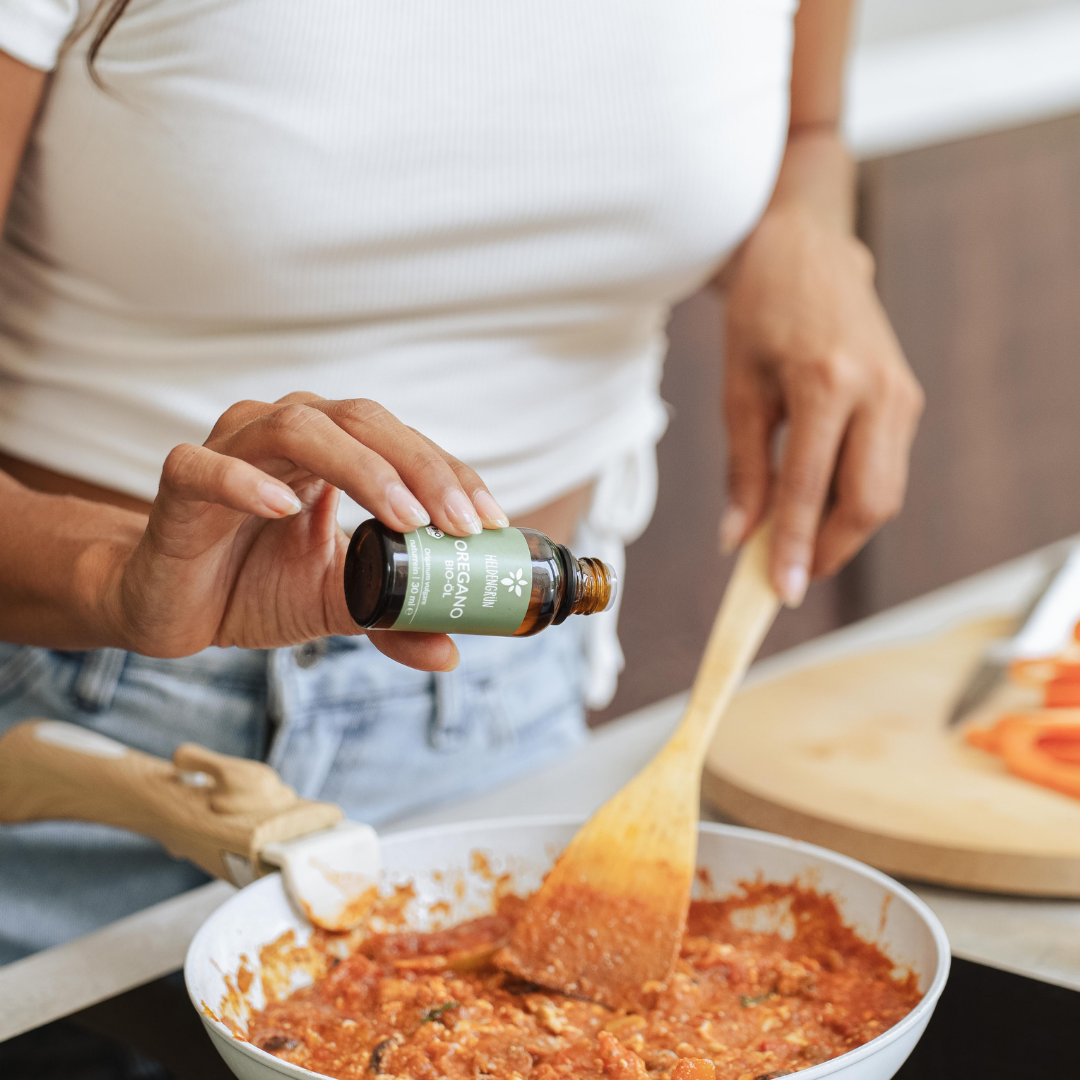 Bio-Oreganoöl (>92% Carvacrol) Heldengrün