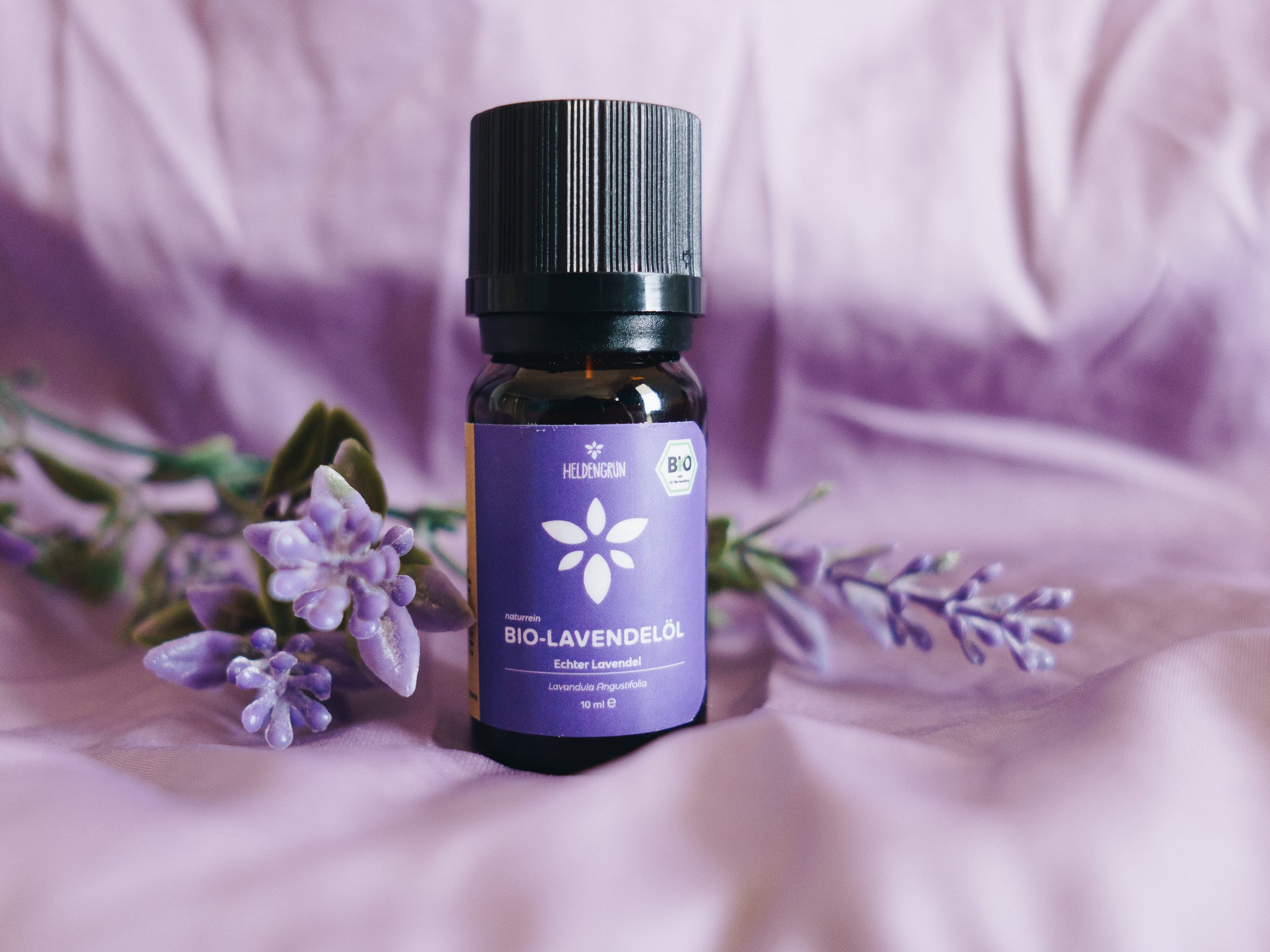 8 Lavendelöl Anwendungen & deren Wirkungen | Ratgeber ✓